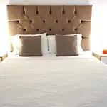 Casa Pillqu APARTAMENTOS PRIVADOS - 10min del Aeropuerto Lima PE