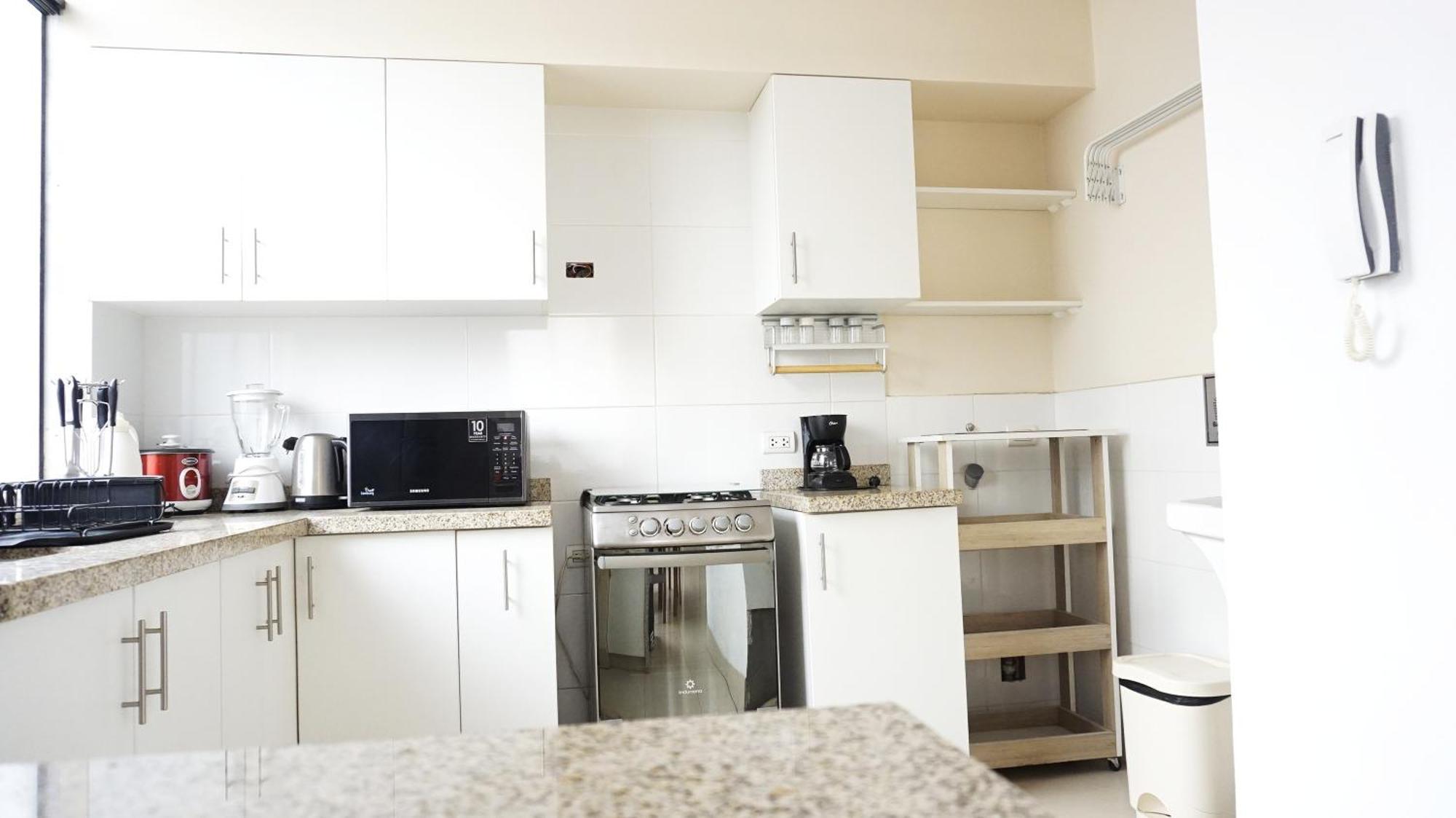 Casa Pillqu Privados - 10min Del Aeropuerto Pe