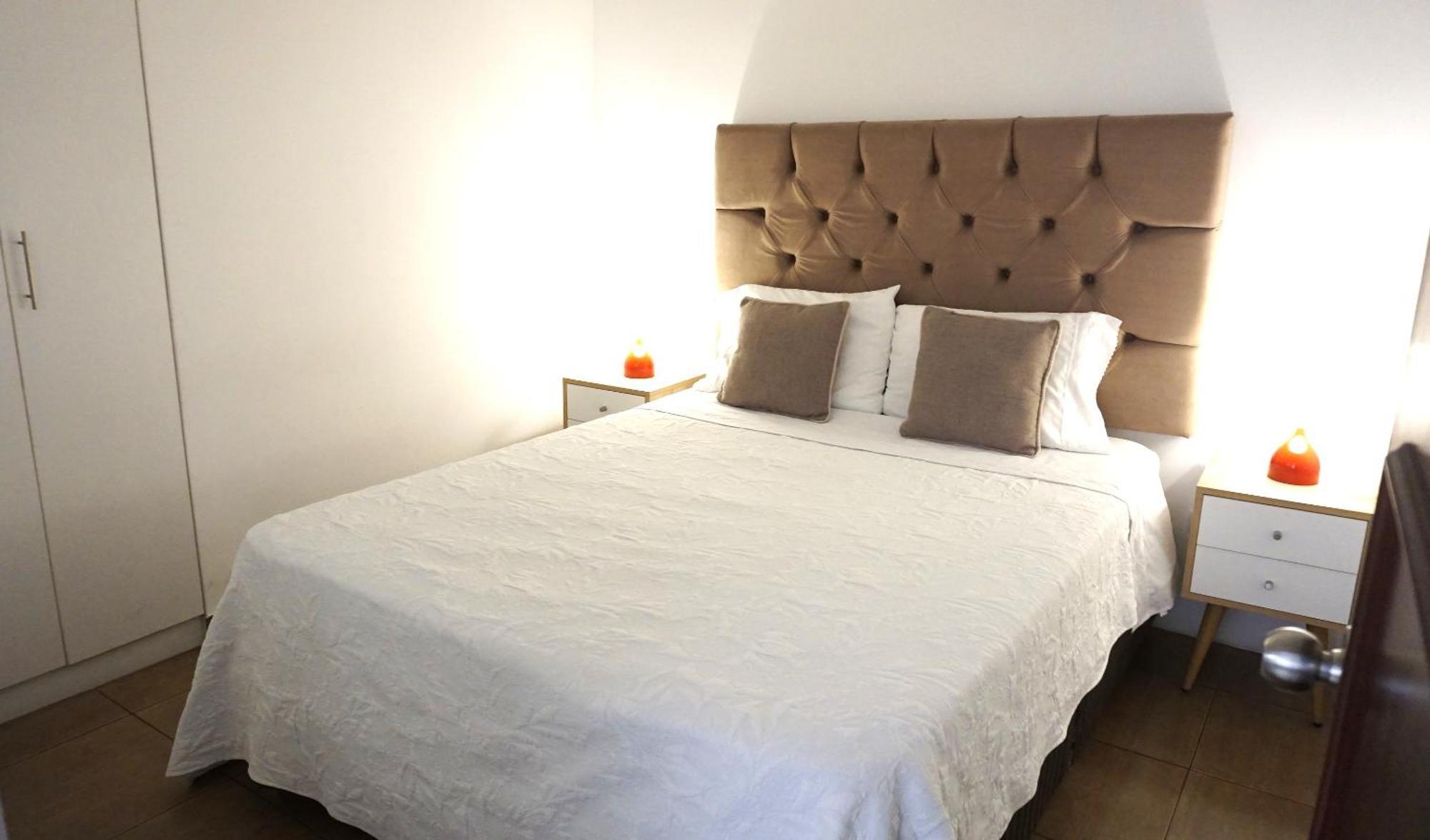 Habitación en casa particular Casa Pillqu Privados - 10min Del Aeropuerto Pe *